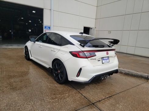 Used 2024 Honda Civic Type R image 7