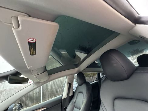 Used 2022 Tesla Model 3 Long Range image 25