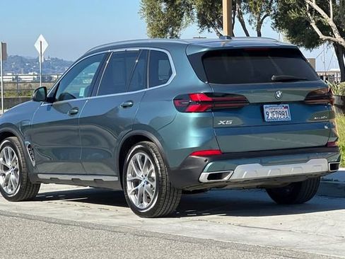 Used 2024 BMW X5 xDrive50e w/ Premium Package image 6