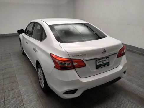 Used 2018 Nissan Sentra S FWD image 5