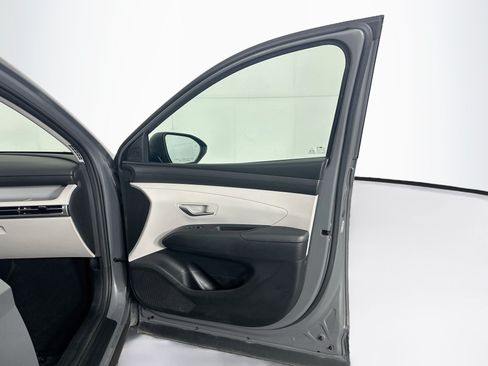 Used 2025 Hyundai Tucson SEL FWD image 32