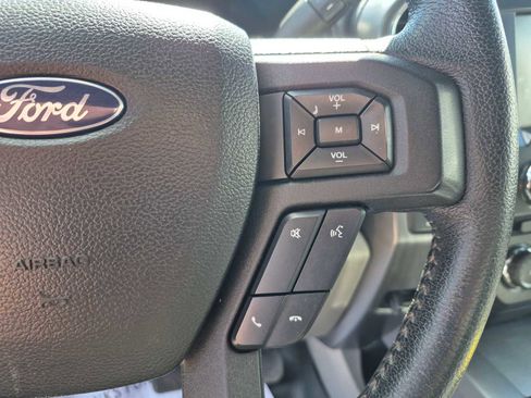 Used 2015 Ford F150 XLT w/ Equipment Group 302A Luxury image 18