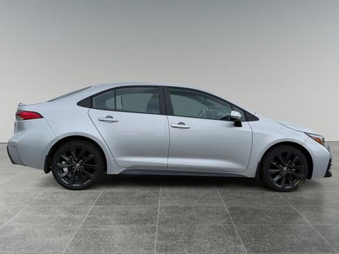Certified 2023 Toyota Corolla SE FWD image 6