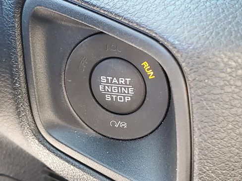 Used 2024 Jeep Wrangler Sport S image 30