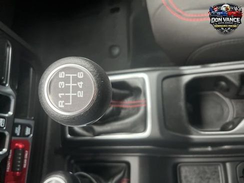 Used 2023 Jeep Wrangler Unlimited Rubicon w/ LED Lighting Group AWD/4WD image 22