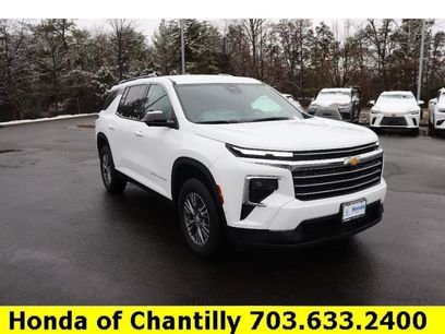 Used 2024 Chevrolet Traverse LT w/ Enhanced Driving Package