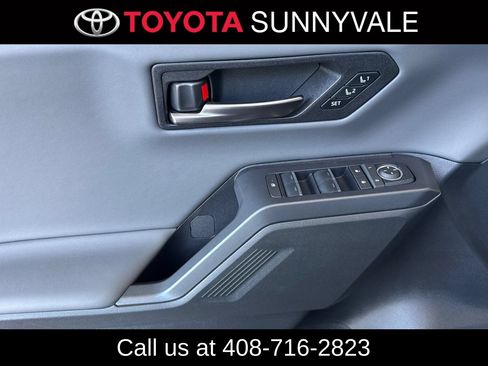Used 2026 Toyota RAV4 XSE w/ Panoramic Sun Roof Package AWD/4WD image 15