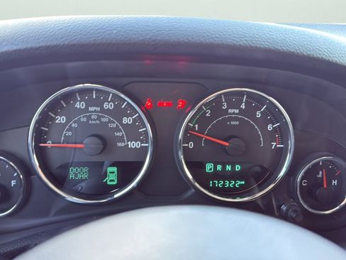 Used 2015 Jeep Wrangler Unlimited Sport w/ Quick Order Package 24S AWD/4WD image 13