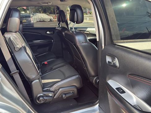 Used 2019 Dodge Journey GT image 25