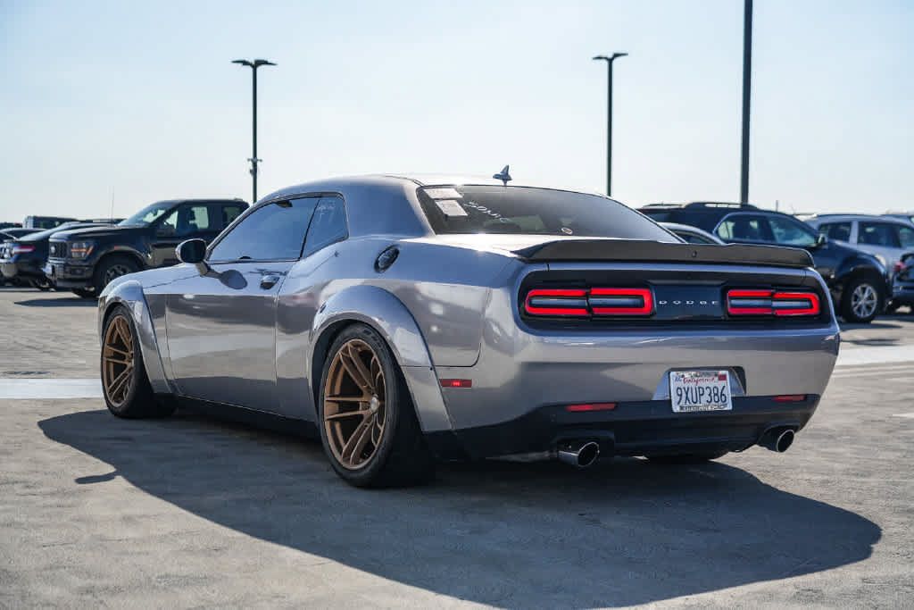 Used 2016 Dodge Challenger R/T Plus RWD image 7