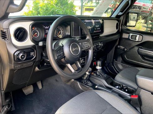 Used 2024 Jeep Wrangler Sport AWD/4WD image 14
