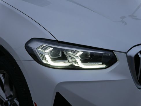 Used 2022 BMW X3 xDrive30i w/ Premium Package image 16