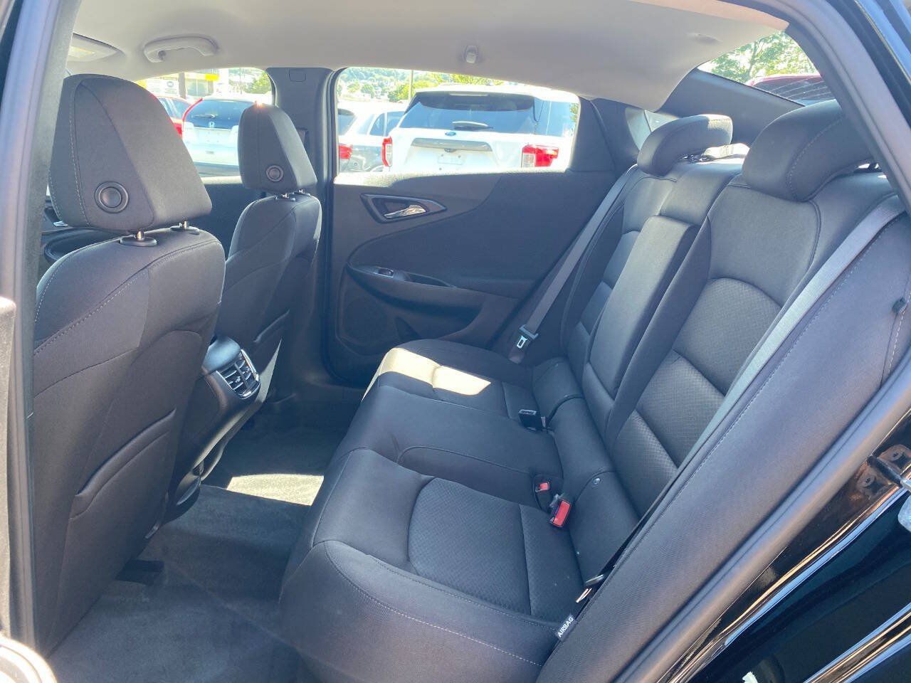 Used 2019 Chevrolet Malibu Hybrid FWD image 20