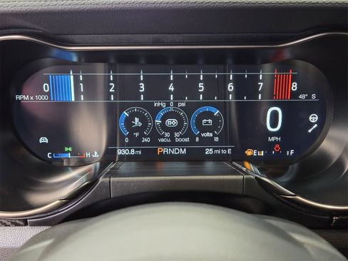 Used 2022 Ford Mustang Shelby GT500 w/ Technology Package image 16