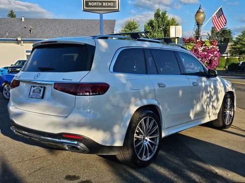Used 2022 Mercedes-Benz GLS 450 4MATIC image 5