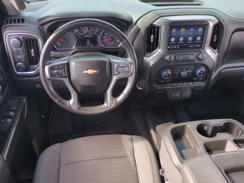 Certified 2022 Chevrolet Silverado 1500 LT AWD/4WD image 20