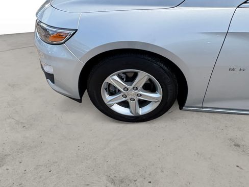 Used 2021 Chevrolet Malibu LS FWD image 11