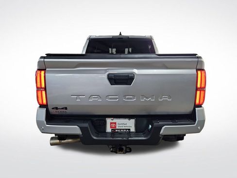 Certified 2024 Toyota Tacoma TRD Off-Road w/ TRD Off Road Upgrade Package AWD/4WD image 4