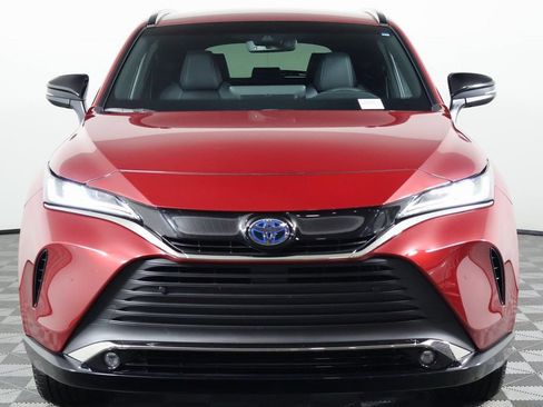 Used 2023 Toyota Venza Nightshade AWD/4WD image 2