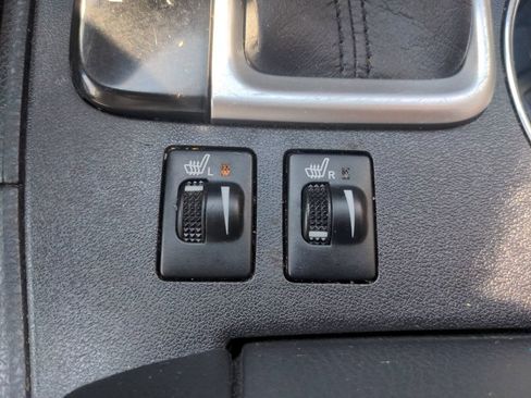 Used 2016 Toyota Highlander XLE AWD/4WD image 23