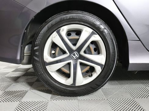 Used 2018 Honda Civic LX image 7