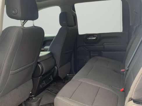 Used 2022 Chevrolet Silverado 2500 LT AWD/4WD image 19