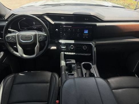 Used 2025 GMC Sierra 1500 Denali w/ Denali Reserve Package AWD/4WD image 9