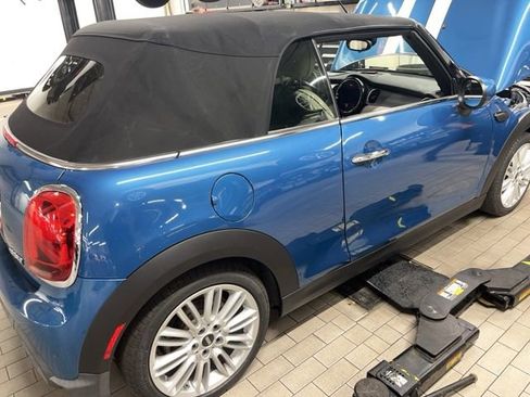 Used 2022 MINI Cooper Convertible image 4