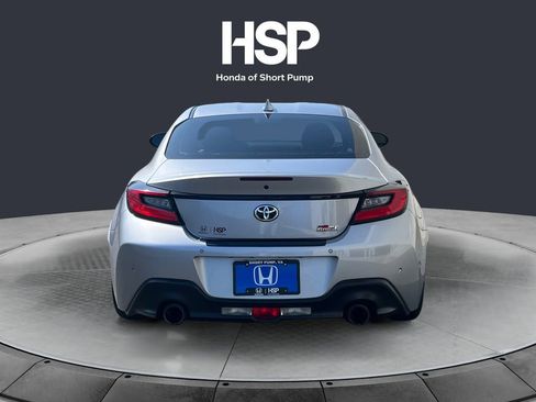 Used 2024 Toyota GR86 image 4