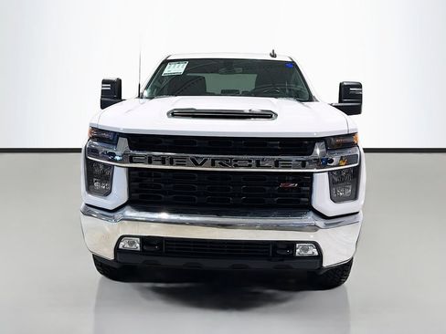 Used 2023 Chevrolet Silverado 2500 LT w/ Convenience Package AWD/4WD image 2