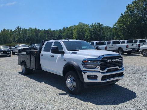 New 2025 RAM 4500 Tradesman AWD/4WD image 7
