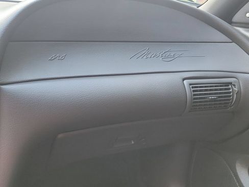 Used 2001 Ford Mustang GT RWD image 24