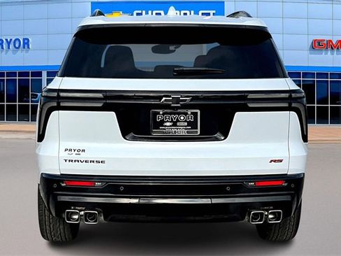 New 2026 Chevrolet Traverse RS image 4