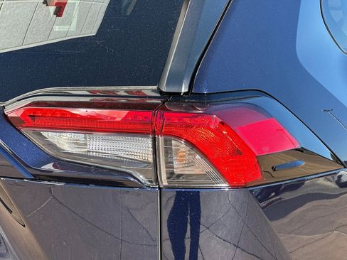 New 2025 Toyota RAV4 XLE image 33