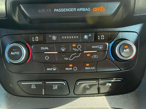 Used 2022 Ford Transit Connect XL FWD image 33