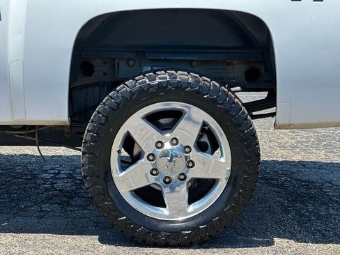 Used 2014 Chevrolet Silverado 2500 LTZ w/ LTZ Plus Package AWD/4WD image 29