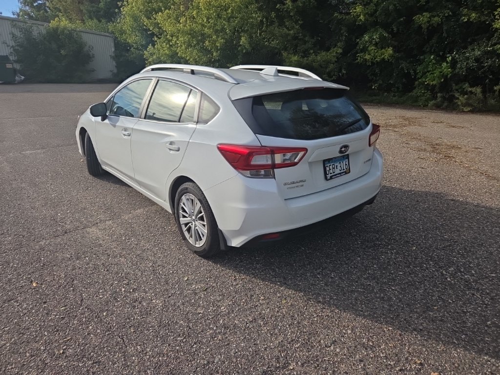 Used 2018 Subaru Impreza 2.0i Premium AWD/4WD image 9