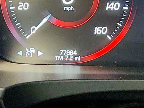 Used 2019 Volvo S90 T5 Momentum FWD image 16