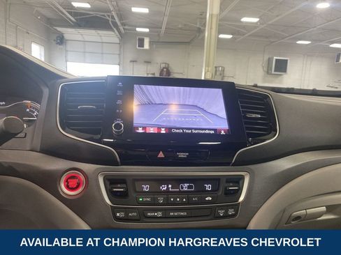 Used 2023 Honda Ridgeline RTL image 19