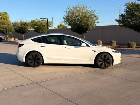 Used 2025 Tesla Model 3 Long Range RWD image 2