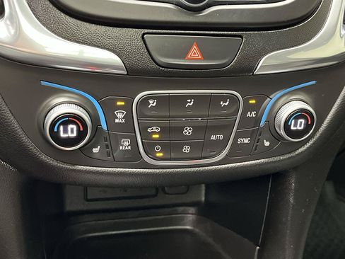Certified 2020 Chevrolet Equinox LT AWD/4WD image 26