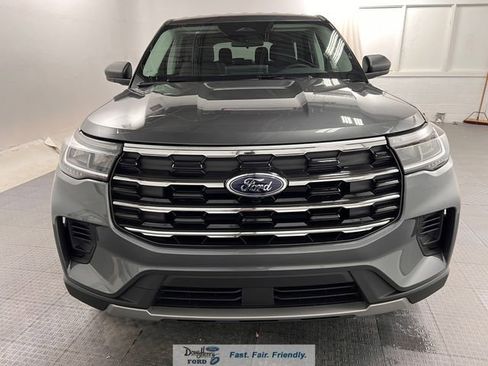 New 2026 Ford Explorer Active AWD/4WD image 2