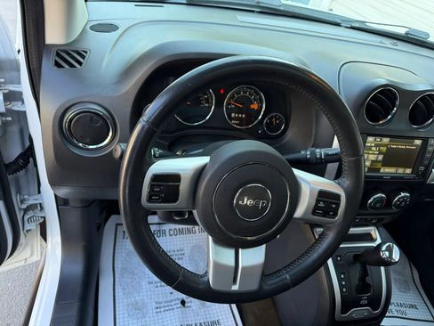 Used 2016 Jeep Compass High Altitude AWD/4WD image 21