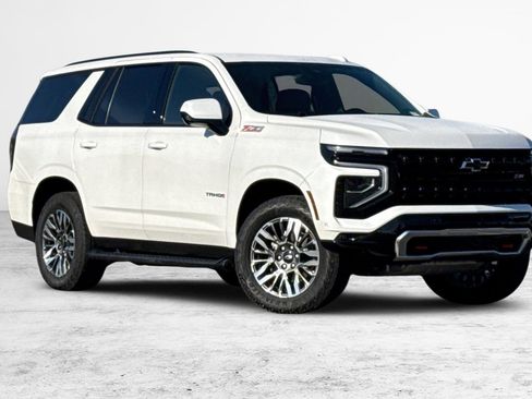 Used 2025 Chevrolet Tahoe Z71 image 2