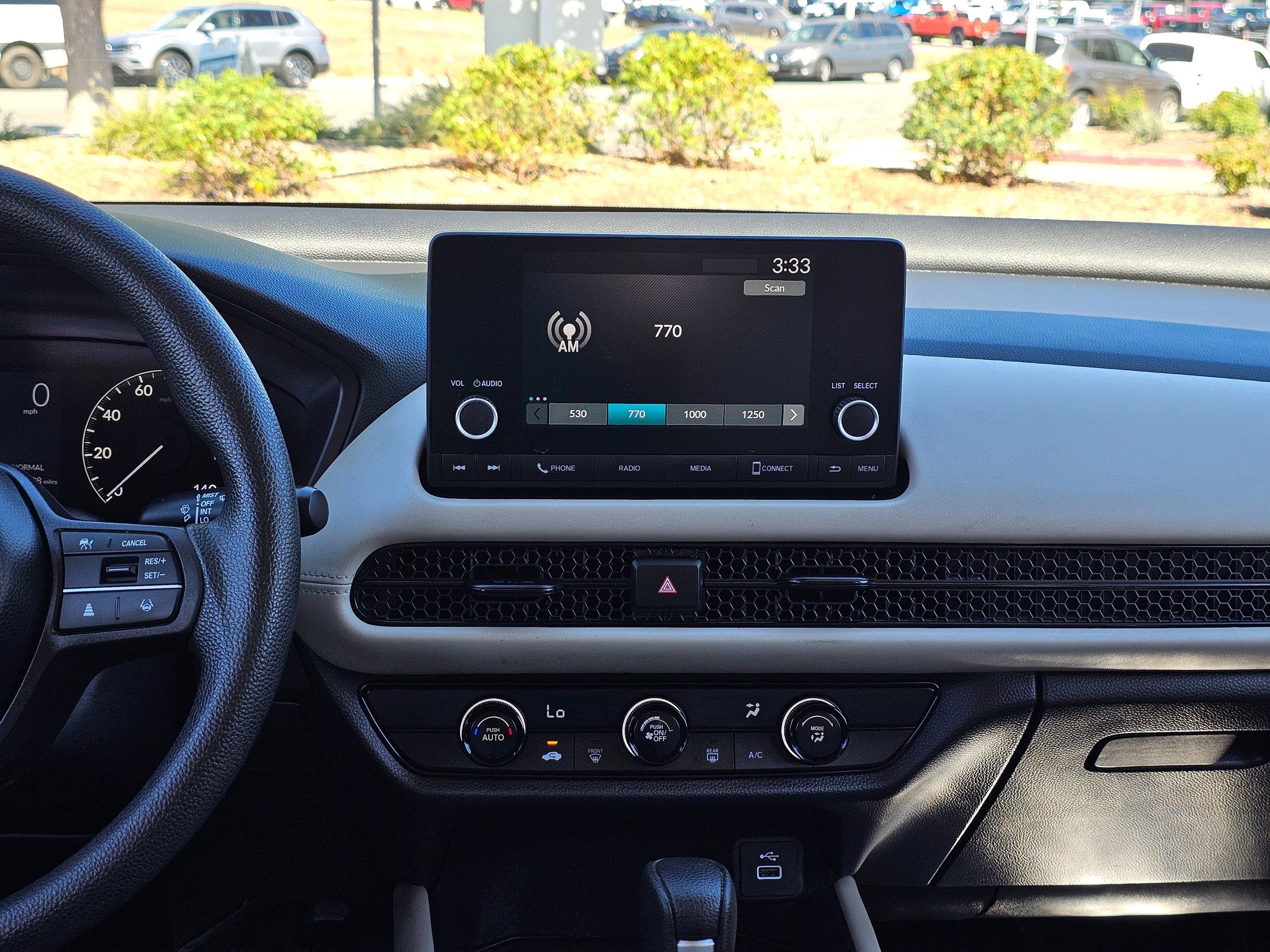 Used 2025 Honda HR-V LX image 25