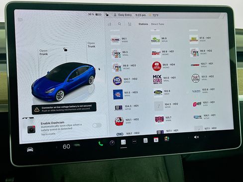 Used 2022 Tesla Model 3 Standard Range image 19