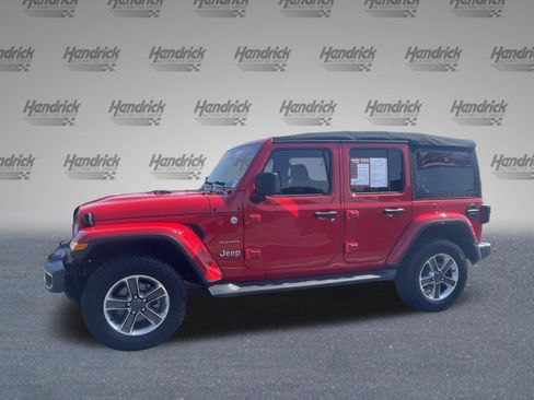 Used 2018 Jeep Wrangler Unlimited Sahara AWD/4WD image 6