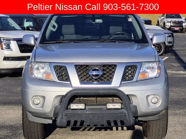 Used 2018 Nissan Frontier PRO-4X AWD/4WD image 2