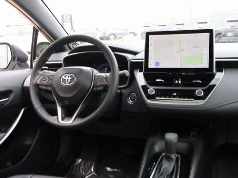 Used 2025 Toyota Corolla XSE image 14