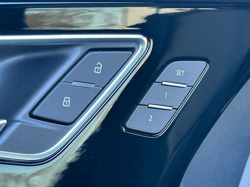 Used 2024 Audi Q4 e-tron Premium w/ Convenience Package image 66